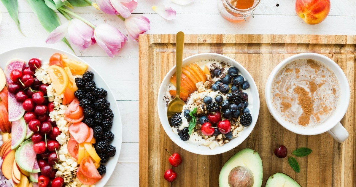 what to eat before and during running a marathon 